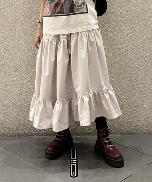 りかちょび/岸本梨佳さんの「【別注】Gramicci / パネル スカート」を使ったコーディネート