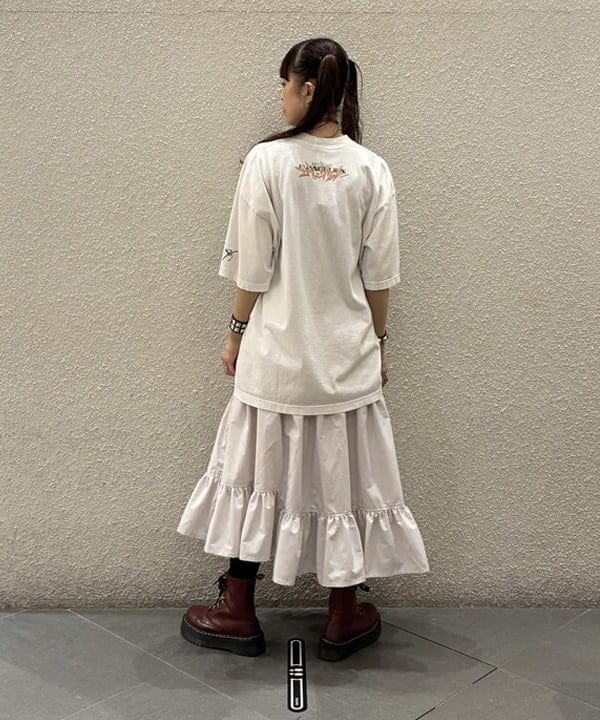 りかちょび/岸本梨佳さんの「【別注】Gramicci / パネル スカート」を使ったコーディネート