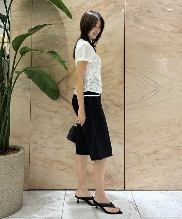 茂野 真楓さんの「BEAMS WOMEN｜ATON / コンパクト Tシャツ」を使ったコーディネート