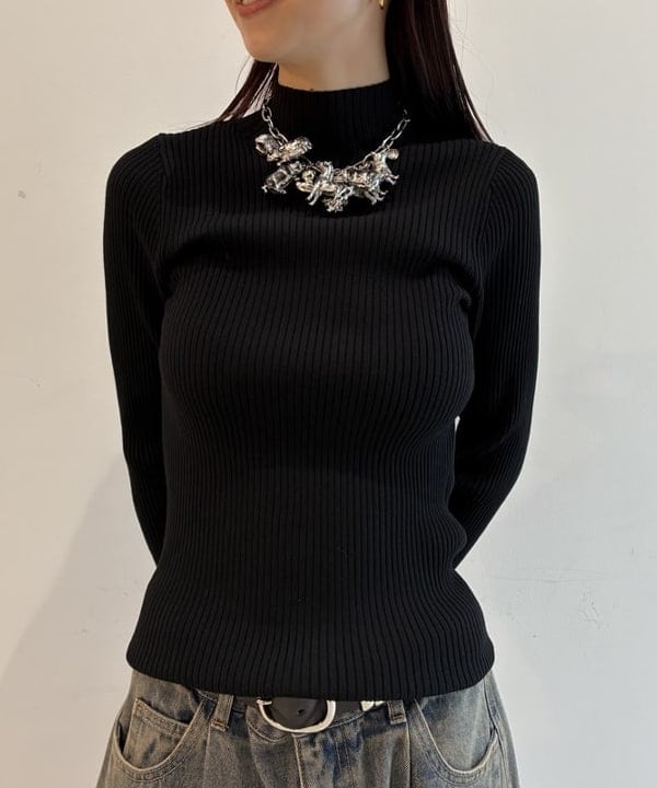 ササキさんの「BEAMS WOMEN｜デニム 1タック カーブ パンツ」を使ったコーディネート