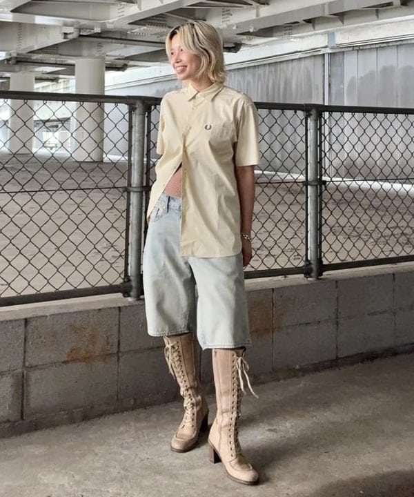 みやさかさんの「BEAMS WOMEN｜BEAMS｜【別注】FRED PERRY / Broad Short Sleeve Shirts｜半袖｜ブロード生地 上品｜別注 」を使ったコーディネート