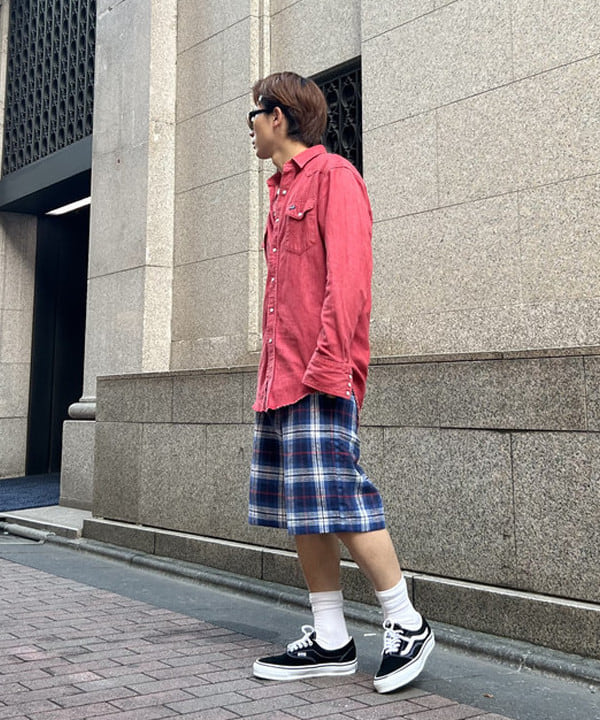 照田 拓史さんの「BEAMS WOMEN｜【別注】Dickies / チェック ショーツ」を使ったコーディネート