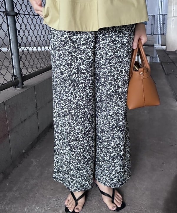 Kanaeさんの「BEAMS WOMEN｜【別注】GIANNI NOTARO / クロア付き 2ハンドル バッグ」を使ったコーディネート