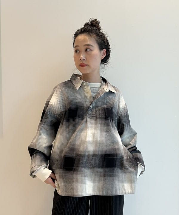 清水 彩乃さんの「BEAMS WOMEN｜【別注】G.H.Bass / BLACK BIT ローファー」を使ったコーディネート