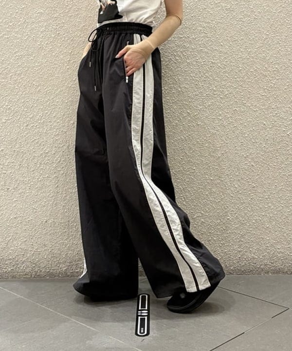 りかちょび/岸本梨佳さんの「BEAMS WOMEN｜JENNIE / Ruby T-shirt」を使ったコーディネート