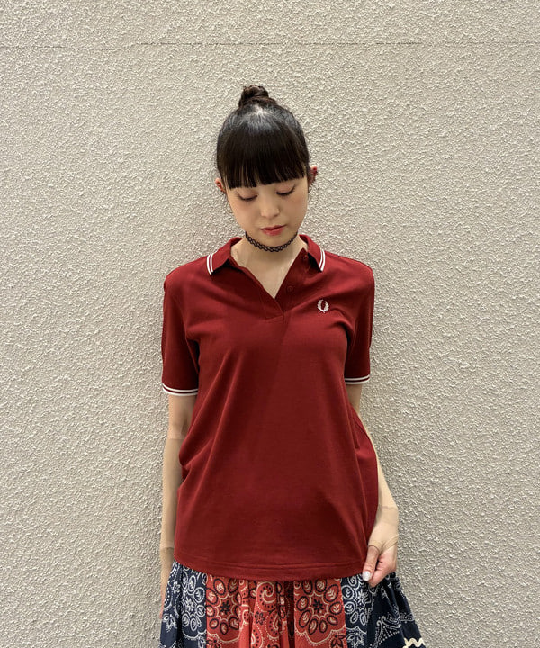 りかちょび/岸本梨佳さんの「BEAMS WOMEN｜【別注】FRED PERRY / Twin Tipped ポロシャツ G3600」を使ったコーディネート