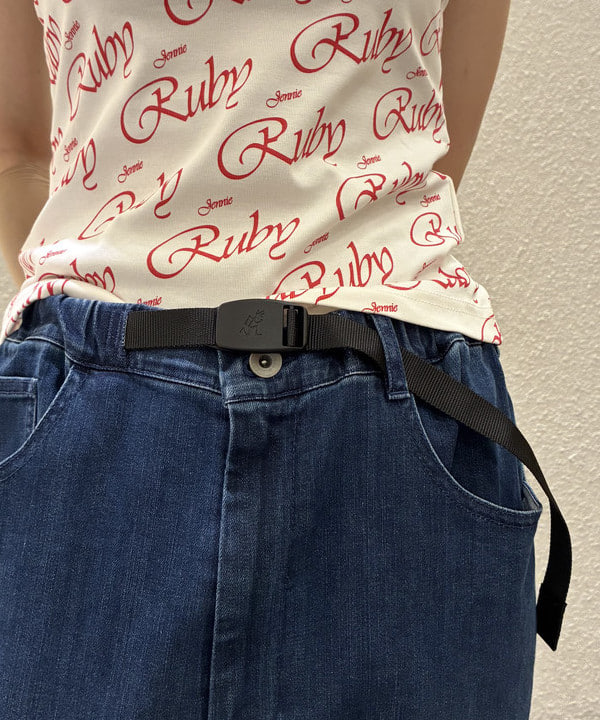 りかちょび/岸本梨佳さんの「BEAMS WOMEN｜ヴィンテージ レース ブラウス」を使ったコーディネート