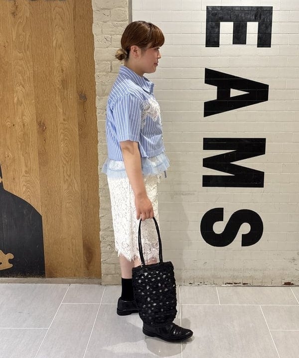 大石彩可さんの「BEAMS WOMEN｜カットワーク レース シャツ」を使ったコーディネート