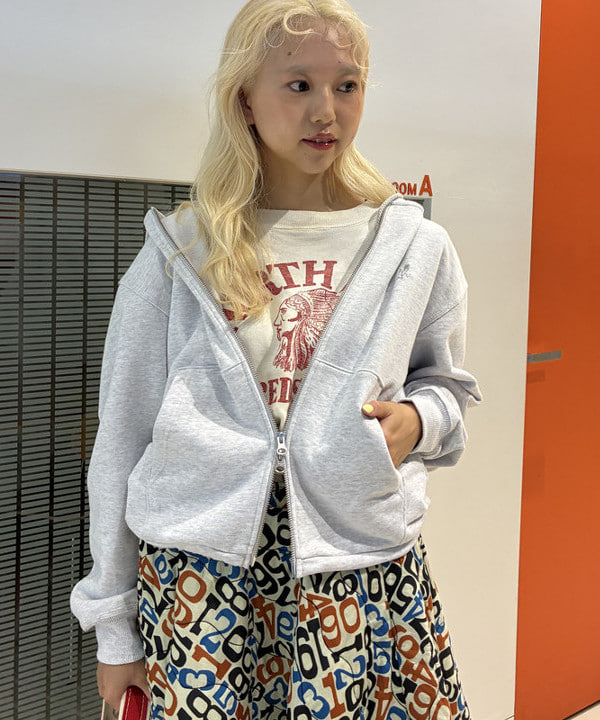 MATSUMOTO AMIさんの「BEAMS WOMEN｜【別注】L.L.Bean &times; BEAMS BOY / Deep Bottom Deluxe Boat and Tote S」を使ったコーディネート