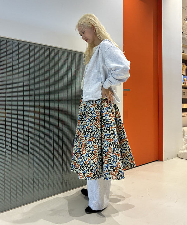 MATSUMOTO AMIさんの「BEAMS WOMEN｜【別注】L.L.Bean &times; BEAMS BOY / Deep Bottom Deluxe Boat and Tote S」を使ったコーディネート