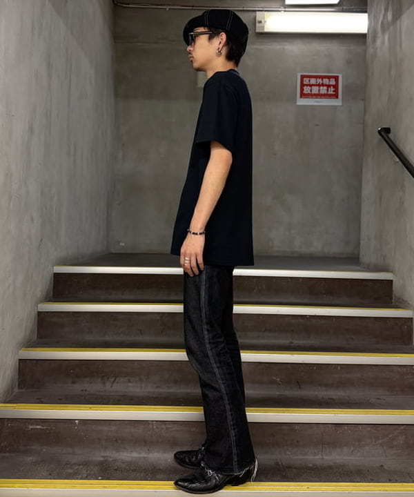 三宅 雄平さんの「BEAMS WOMEN｜BEAMS｜【別注】FRED PERRY /  ロゴ Tシャツ」を使ったコーディネート