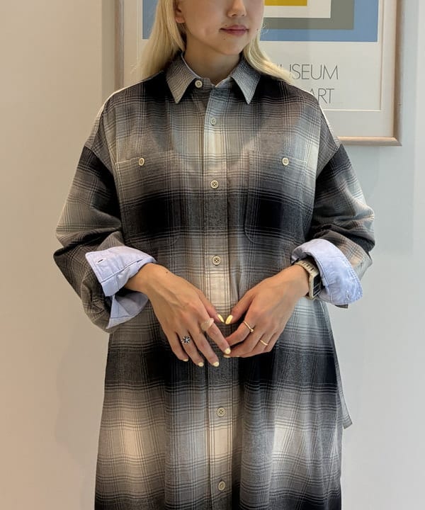 MATSUMOTO AMIさんの「BEAMS WOMEN｜ビッグ チェック ワンピース」を使ったコーディネート