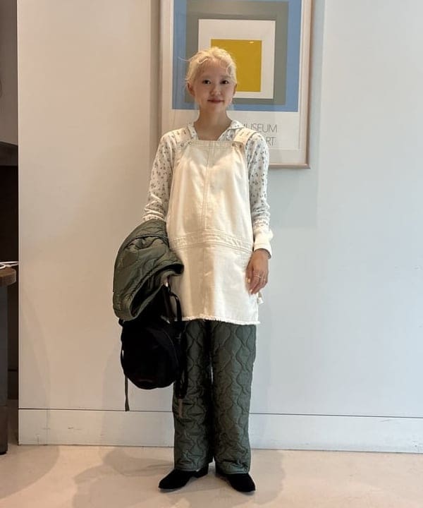 MATSUMOTO AMIさんの「BEAMS WOMEN｜フラワー サーマル パーカー」を使ったコーディネート