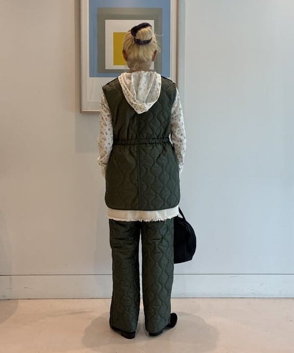 MATSUMOTO AMIさんの「BEAMS WOMEN｜フラワー サーマル パーカー」を使ったコーディネート