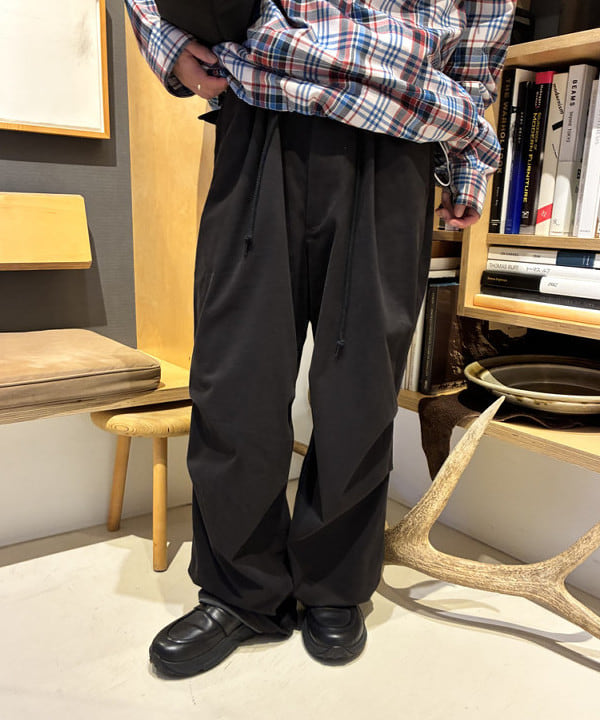マツミヤさんの「BEAMS WOMEN｜チェック フーディシャツ」を使ったコーディネート