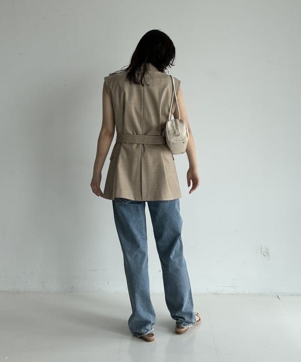 坂本 涼花さんの「BEAMS WOMEN｜エディター東原妙子 &times; Demi-Luxe BEAMS / ウォッシャブルウール ジレ」を使ったコーディネート