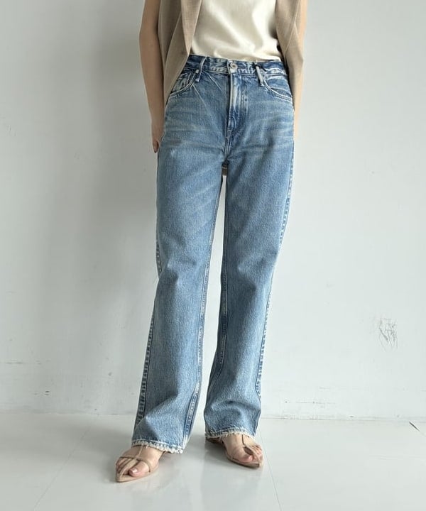 坂本 涼花さんの「BEAMS WOMEN｜エディター東原妙子 &times; Demi-Luxe BEAMS / ウォッシャブルウール ジレ」を使ったコーディネート