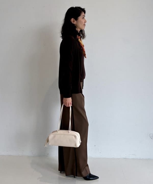 松元 晴佳さんの「BEAMS WOMEN｜manipuri / ゴールデンナイト スカーフ」を使ったコーディネート