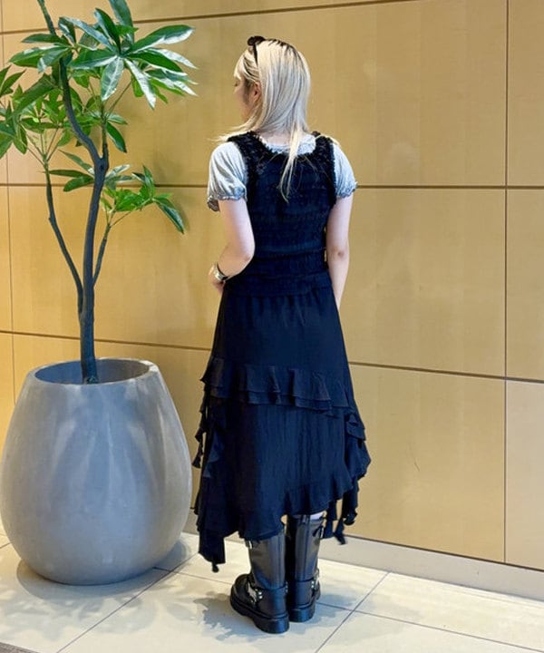 ヒカリさんの「BEAMS WOMEN｜シフォン シャーリング タンクトップ」を使ったコーディネート