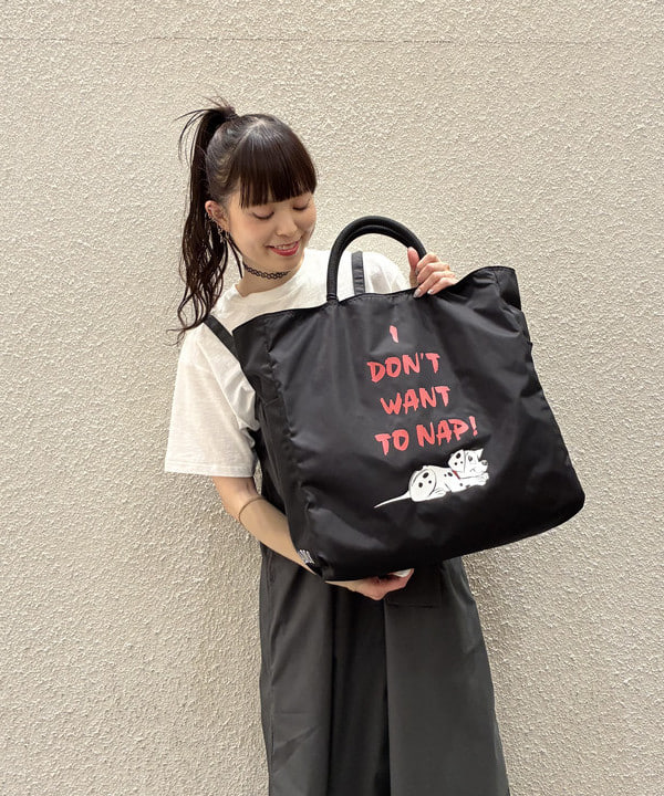 りかちょび/岸本梨佳さんの「【別注】NOMADIS / 101匹わんちゃん / SAC2 トートバッグ」を使ったコーディネート
