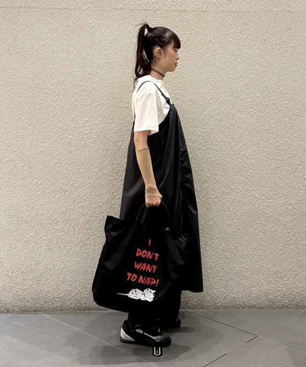 りかちょび/岸本梨佳さんの「【別注】NOMADIS / 101匹わんちゃん / SAC2 トートバッグ」を使ったコーディネート