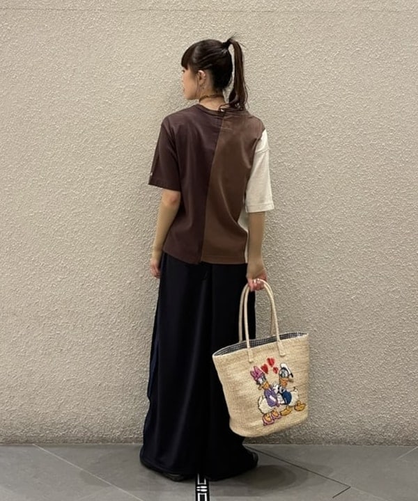 りかちょび/岸本梨佳さんの「Disney アバカ トートバッグ」を使ったコーディネート
