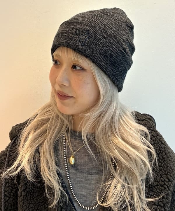 ando naoさんの「BEAMS WOMEN｜【別注】Gramicci / ワイド スウェットパンツ」を使ったコーディネート