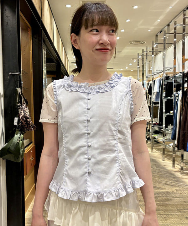 遠藤 かなたさんの「BEAMS WOMEN｜シアー ドット ギャザー シーム Tシャツ」を使ったコーディネート