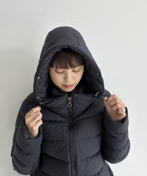 りかちょび/岸本梨佳さんの「【別注】TATRAS / KOSAVA セイル ファー ダウンジャケット」を使ったコーディネート