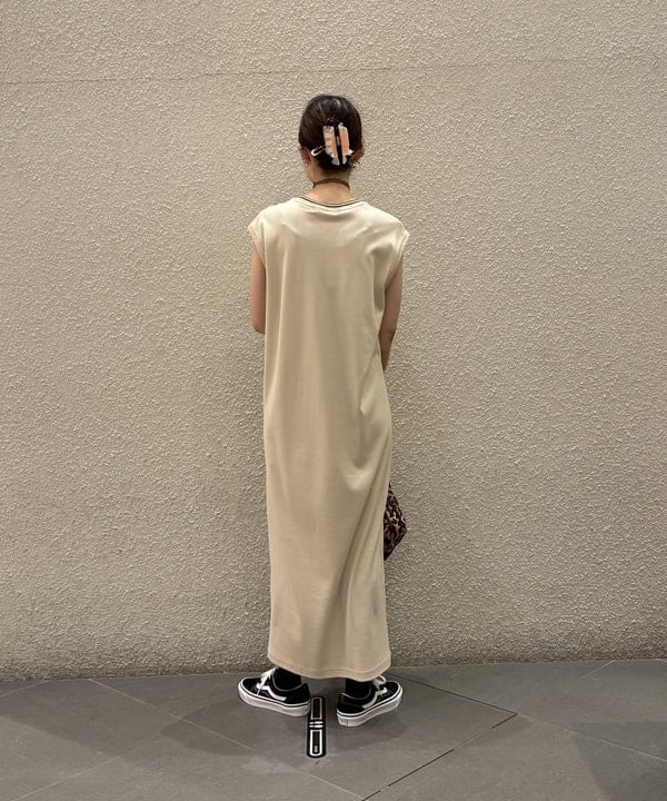 りかちょび/岸本梨佳さんの「BEAMS WOMEN｜【別注】FRED PERRY / ティップド ピケ ドレス」を使ったコーディネート