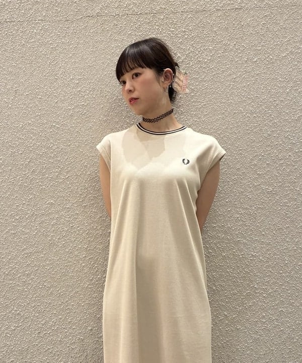 りかちょび/岸本梨佳さんの「BEAMS WOMEN｜【別注】FRED PERRY / ティップド ピケ ドレス」を使ったコーディネート