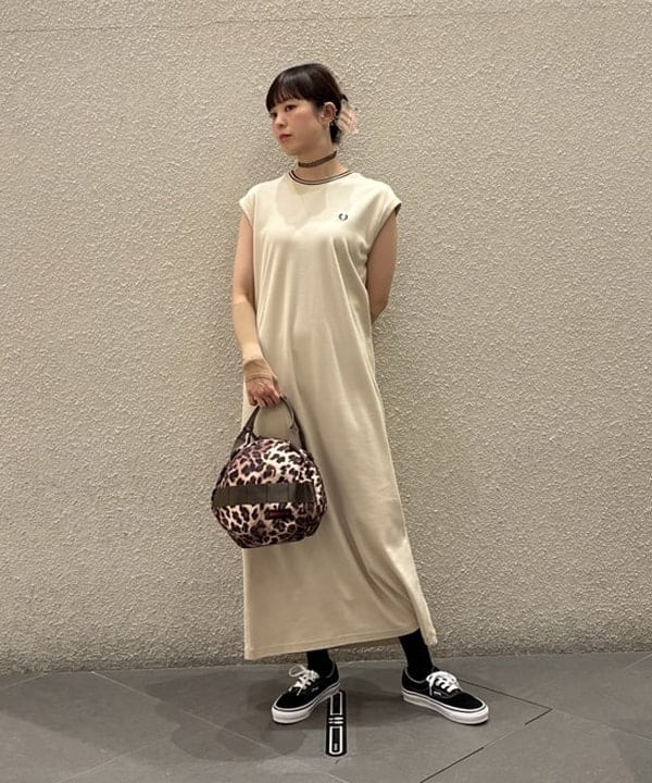 りかちょび/岸本梨佳さんの「BEAMS WOMEN｜【別注】FRED PERRY / ティップド ピケ ドレス」を使ったコーディネート