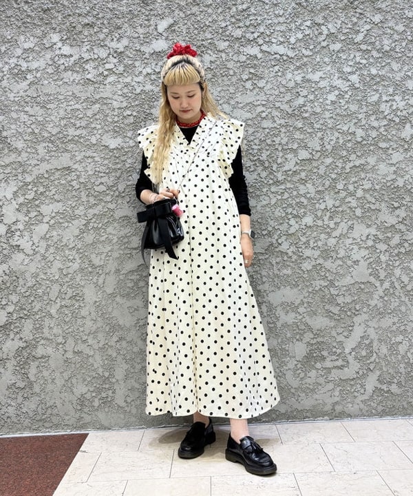 マツモト アカネさんの「BEAMS WOMEN｜リボン チェーン バッグ」を使ったコーディネート