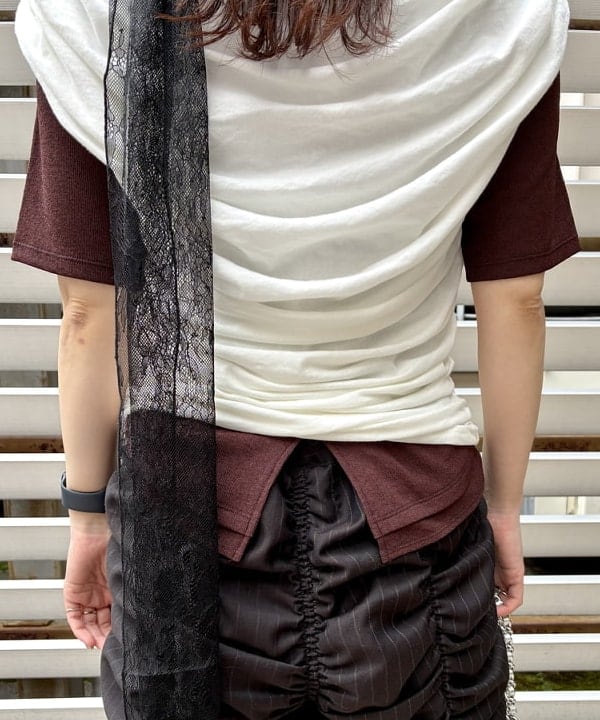 カタヤマ アヤさんの「BEAMS WOMEN｜ギャザー ドレープ Tシャツ」を使ったコーディネート