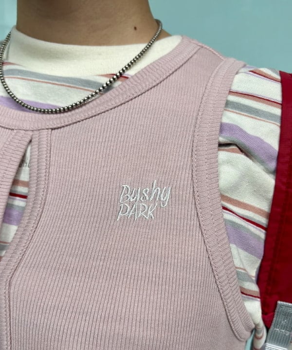 みりさんの「エンブロイダリー マルチボーダー ショートスリーブ Tシャツ」を使ったコーディネート