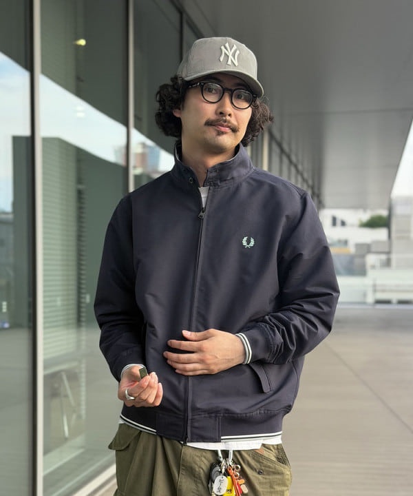 BAKU(東江 漠)さんの「BEAMS WOMEN｜BEAMS / ビッグ 6ポケット カーゴパンツ」を使ったコーディネート