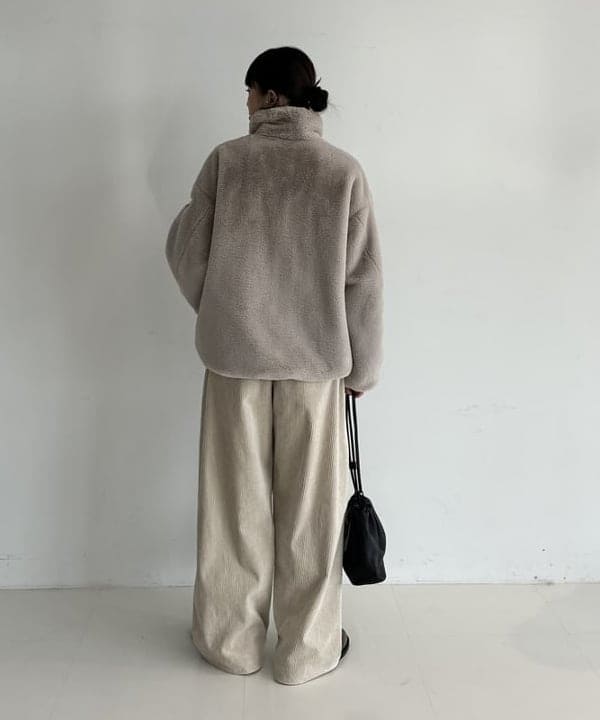 りかちょび/岸本梨佳さんの「BEAMS WOMEN｜ソフトレザー 2WAY バッグ」を使ったコーディネート
