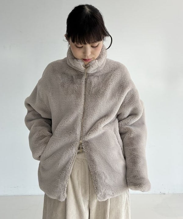 りかちょび/岸本梨佳さんの「BEAMS WOMEN｜ソフトレザー 2WAY バッグ」を使ったコーディネート