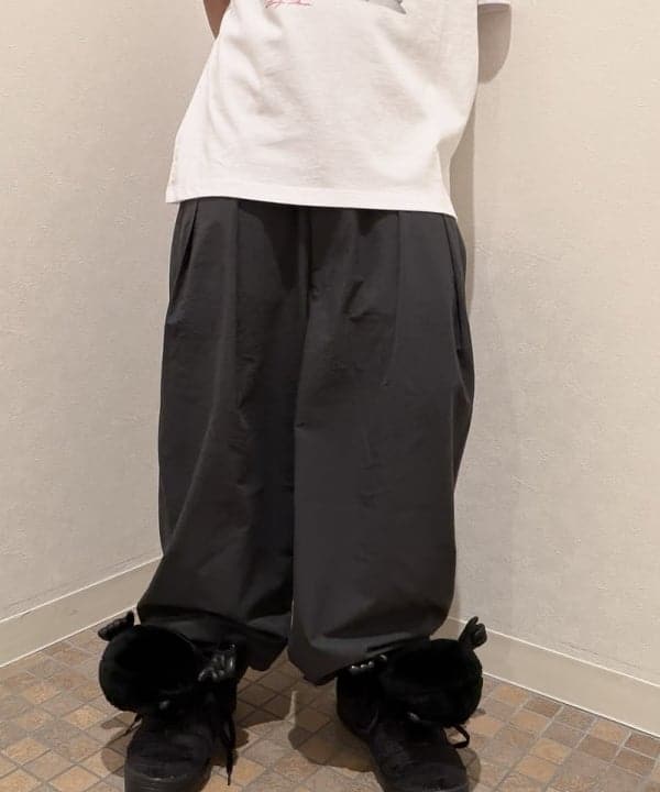 はるひむさんの「BEAMS WOMEN｜【ワイドテーパードフィット】2プリーツ スラックス」を使ったコーディネート