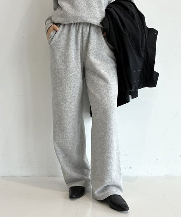 NATSUKIさんの「BEAMS WOMEN｜AK+1 /  裏毛スウェット プルオーバー」を使ったコーディネート
