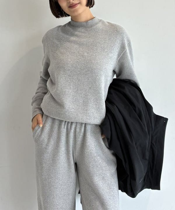 NATSUKIさんの「BEAMS WOMEN｜AK+1 /  裏毛スウェット プルオーバー」を使ったコーディネート