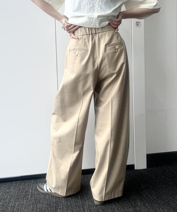 隈元 楓さんの「BEAMS WOMEN｜エディター東原妙子 &times; Demi-Luxe BEAMS / ライトウェイト プルオーバー」を使ったコーディネート