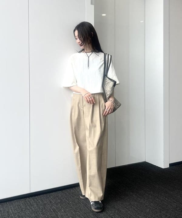 隈元 楓さんの「BEAMS WOMEN｜エディター東原妙子 &times; Demi-Luxe BEAMS / ライトウェイト プルオーバー」を使ったコーディネート