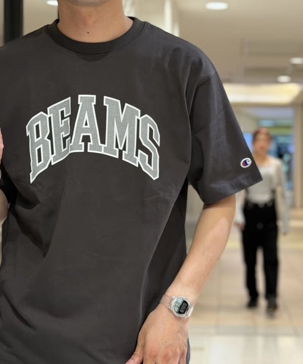 BAKU(東江 漠)さんの「BEAMS｜【別注】Champion / BEAMS Logo T-shirt｜ Tシャツ｜サステナブル アメリカ綿100%」を使ったコーディネート