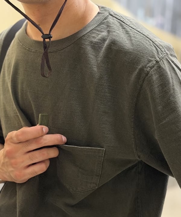 BAKU(東江 漠)さんの「BEAMS PLUS｜【別注】REMI RELIEF / Pocket T-shirt｜ポケットT｜オーガニックコットン｜ヴィンテージ加工 」を使ったコーディネート