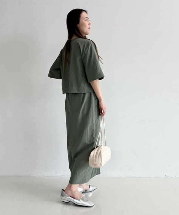 関 桂子さんの「BEAMS WOMEN｜エディター東原妙子 &times; Demi-Luxe BEAMS / ライトウェイト プルオーバー」を使ったコーディネート