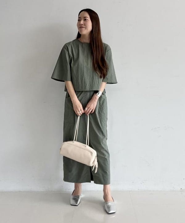 関 桂子さんの「BEAMS WOMEN｜エディター東原妙子 &times; Demi-Luxe BEAMS / ライトウェイト プルオーバー」を使ったコーディネート