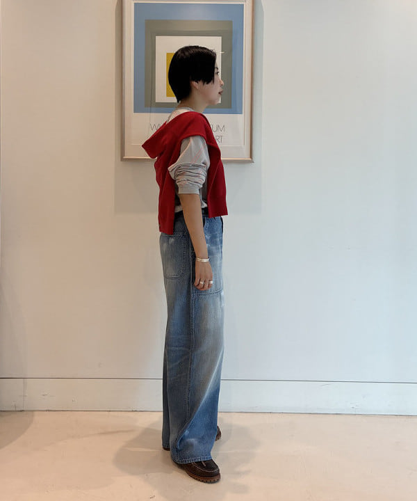 ミナミマリコさんの「BEAMS WOMEN｜12ゲージ BB エンブロイダリー カーディガン 26FW」を使ったコーディネート