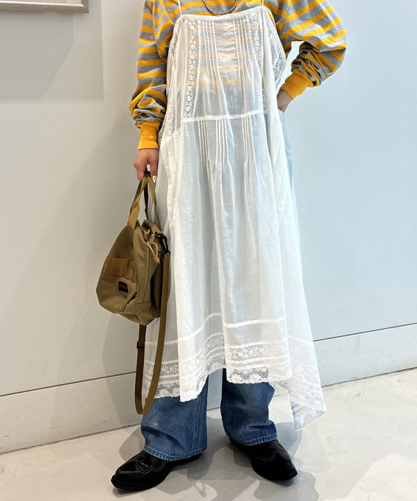 ando naoさんの「BEAMS WOMEN｜【別注】BRIEFING &times; BEAMS BOY / ヘルメット バッグ」を使ったコーディネート
