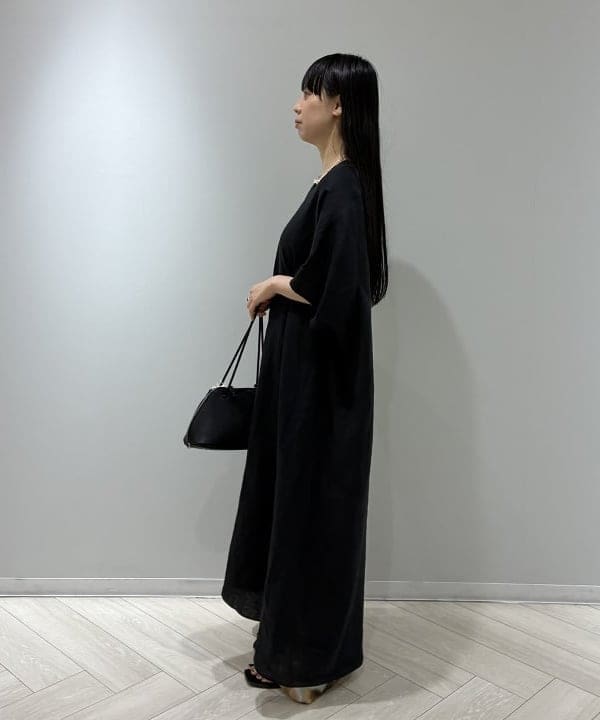 OSUMIさんの「BEAMS WOMEN｜リネン カフタン ワンピース」を使ったコーディネート